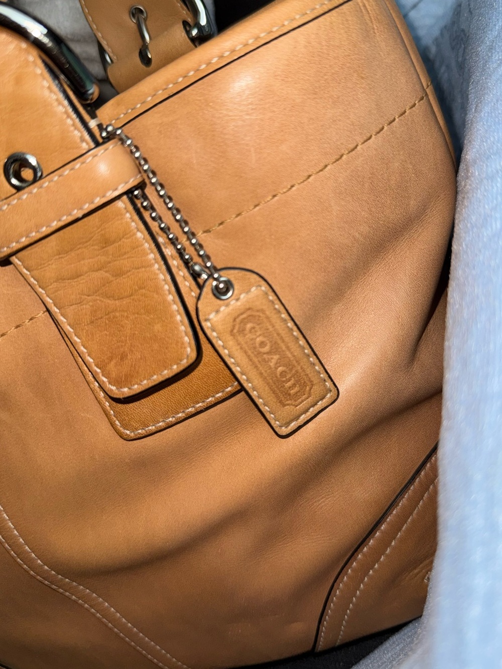 Coach 9549 Soho Leather Hobo Shoulder Bag Camel Tan - Picture 4 of 9